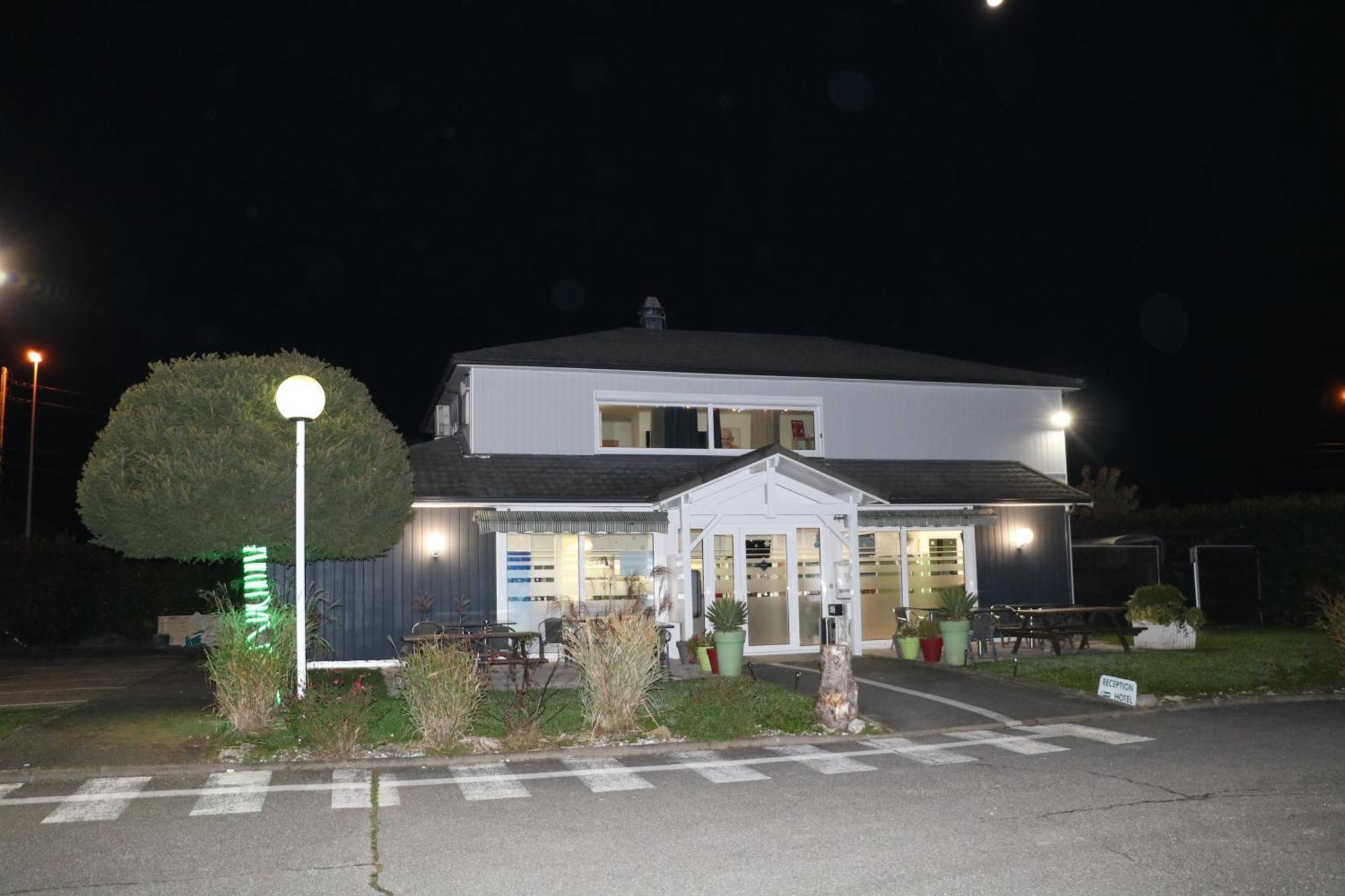 Hotel Fasthotel 2*